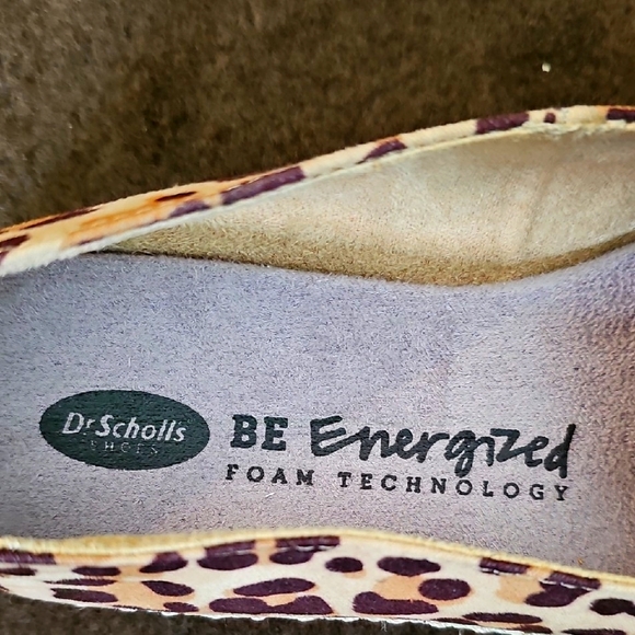 Flat Shoes - Picture 13 of 16